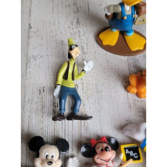 Minnie Mouse school teacher Donald Duck Goofy Pluto shovel set play figure toy P - Picture 4 of 10